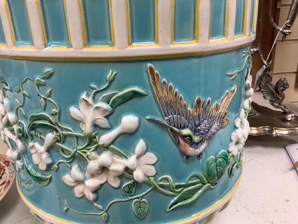 A George Jones majolica jardiniere 29cm